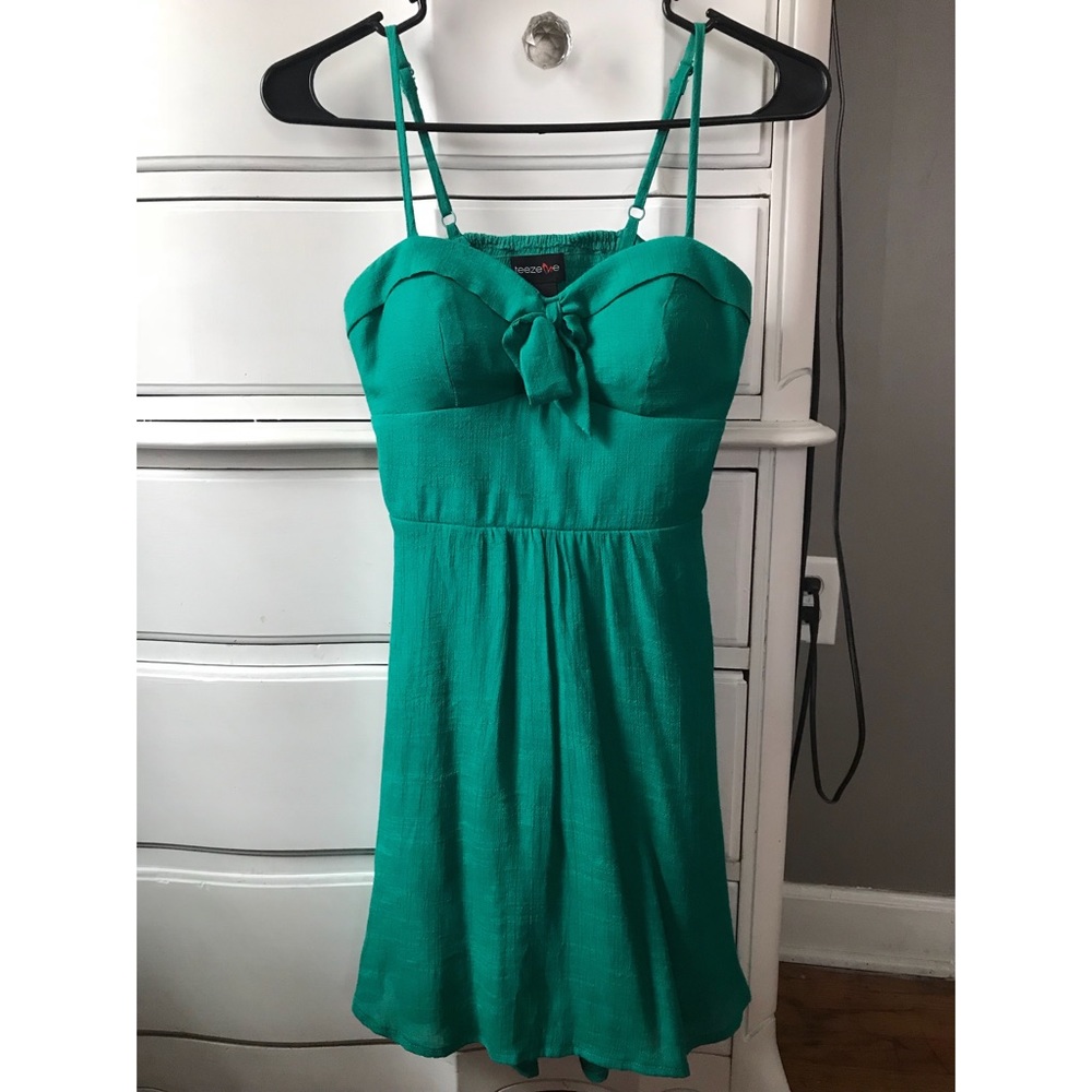 Linen green dress